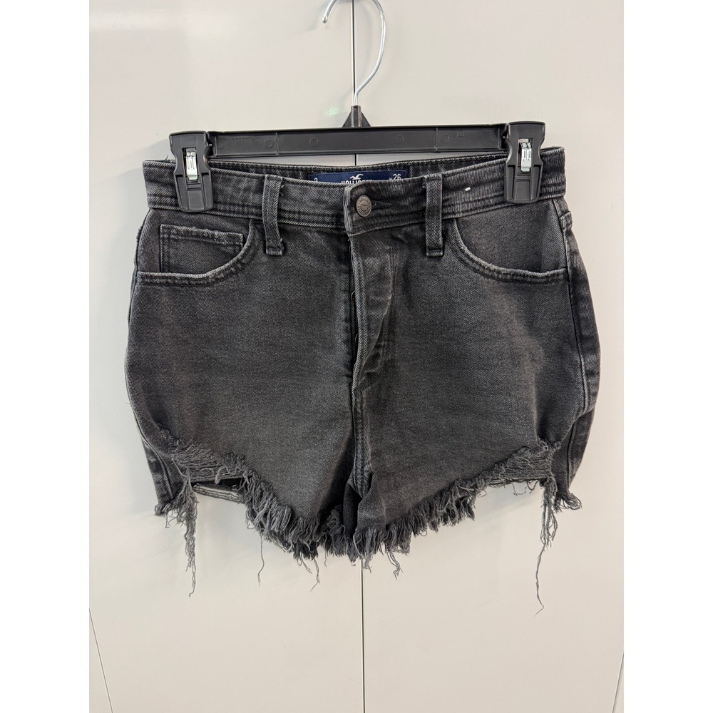 Hollister Curvy Ultra High-Rise Mom Shorts 3 W26 Washed Black Button Fly Frayed